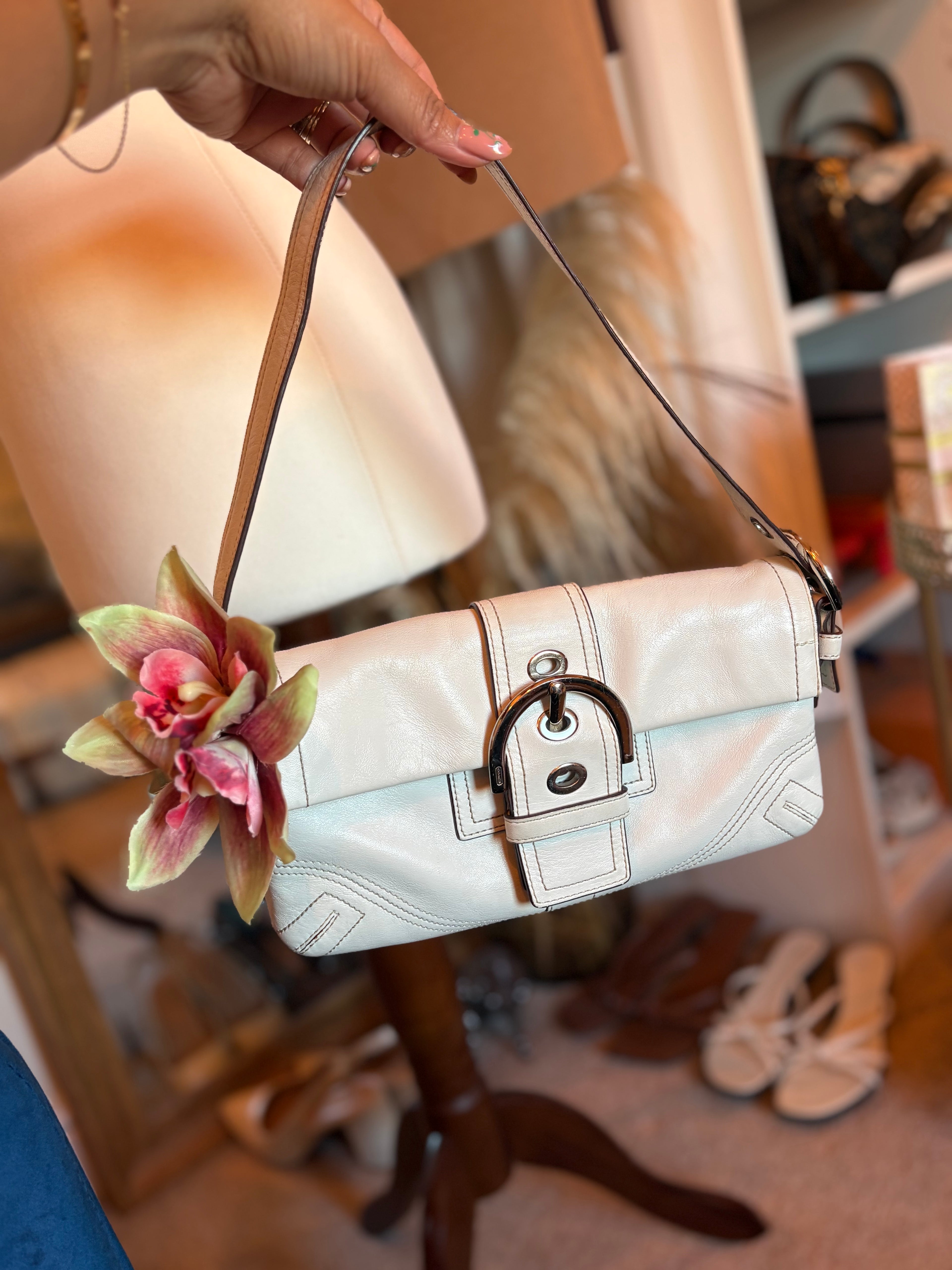 Coach white shoulder bag